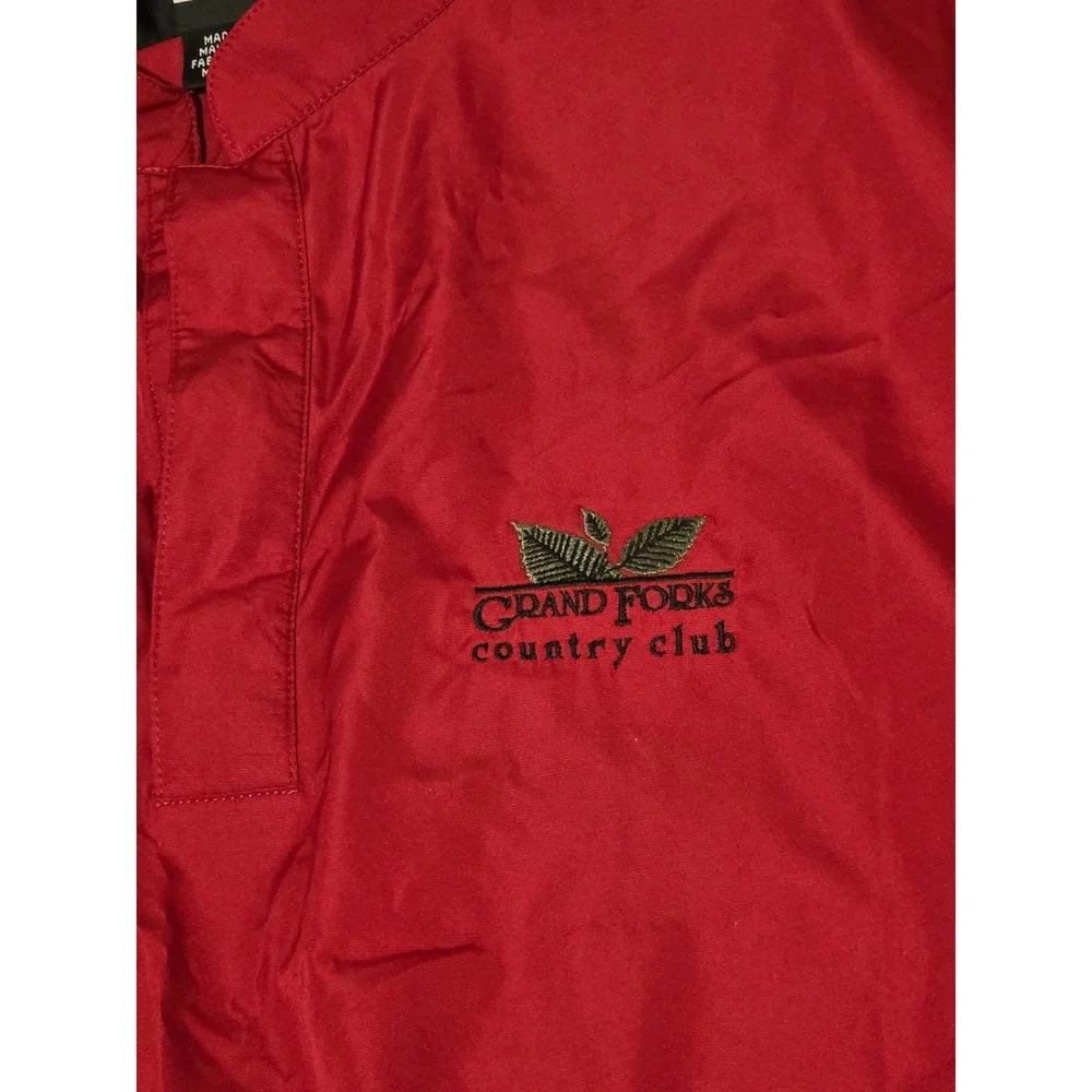 FootJoy Golf Vest Grand Forks Country Club Mens Red Sleeveless 1/4 Button Layers